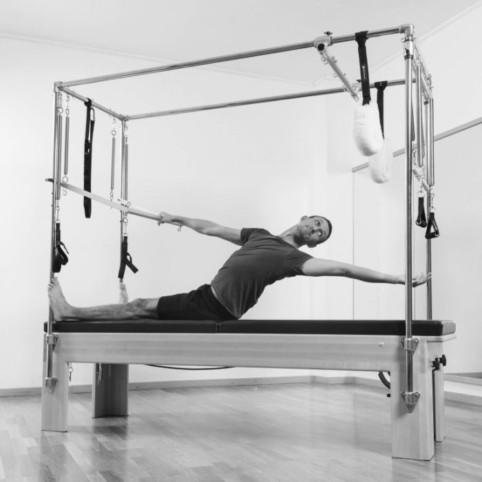 Cours de Pilates sur machine